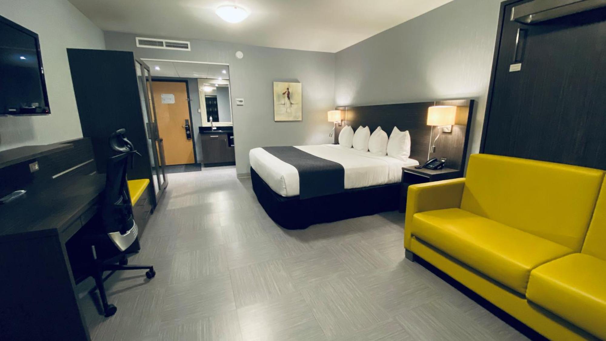 Hotel & Suites Le Dauphin Дръмондвил Екстериор снимка