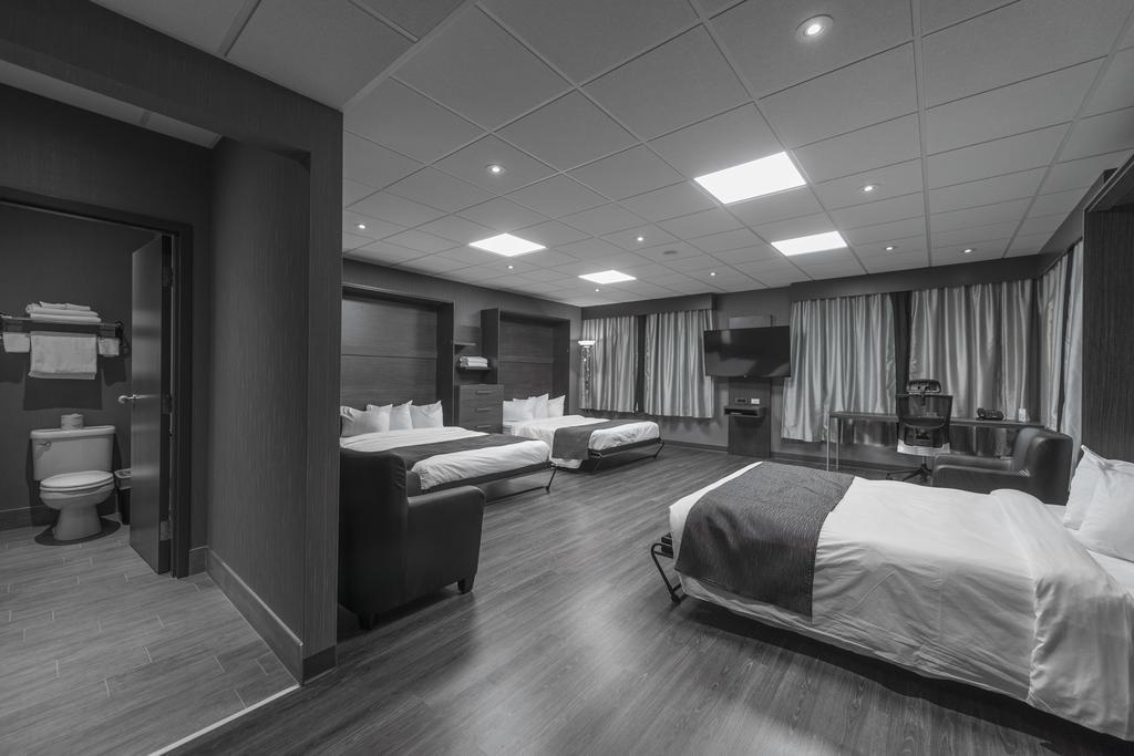Hotel & Suites Le Dauphin Дръмондвил Екстериор снимка