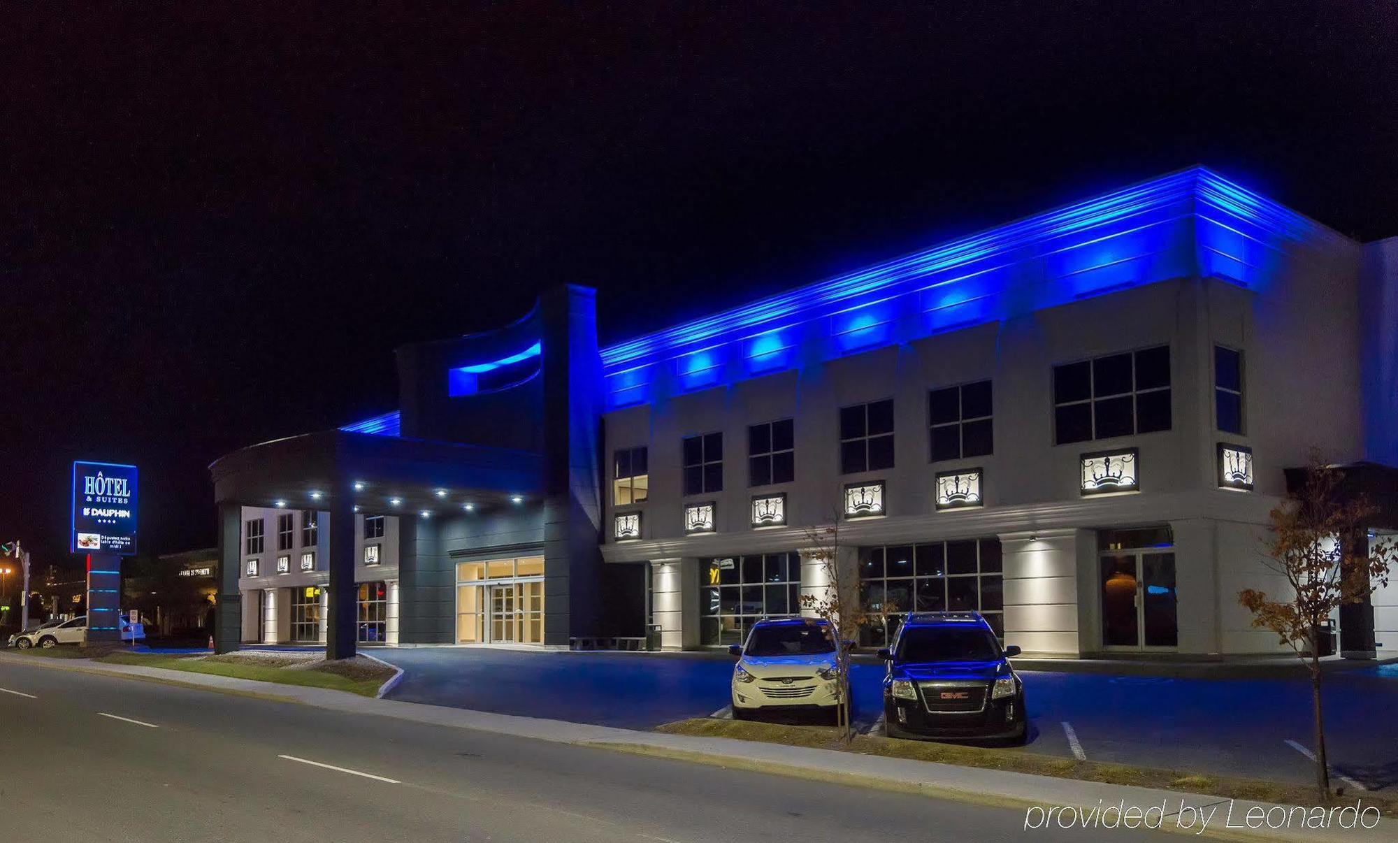 Hotel & Suites Le Dauphin Дръмондвил Екстериор снимка