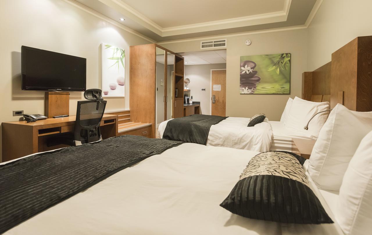 Hotel & Suites Le Dauphin Дръмондвил Екстериор снимка
